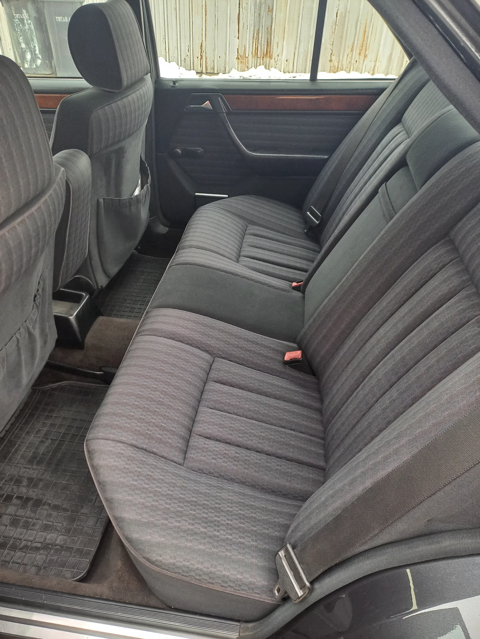 Mercedes-Benz 124 250D | Mobile.bg � ����������� 13