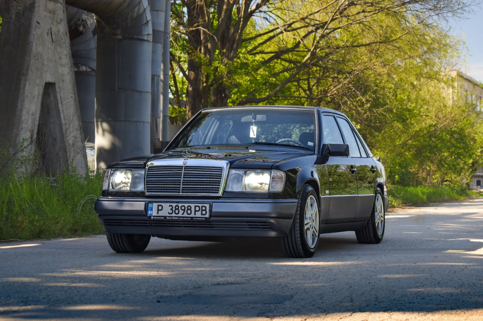 Mercedes-Benz 124 250D, снимка 10 - Автомобили и джипове - 53563044