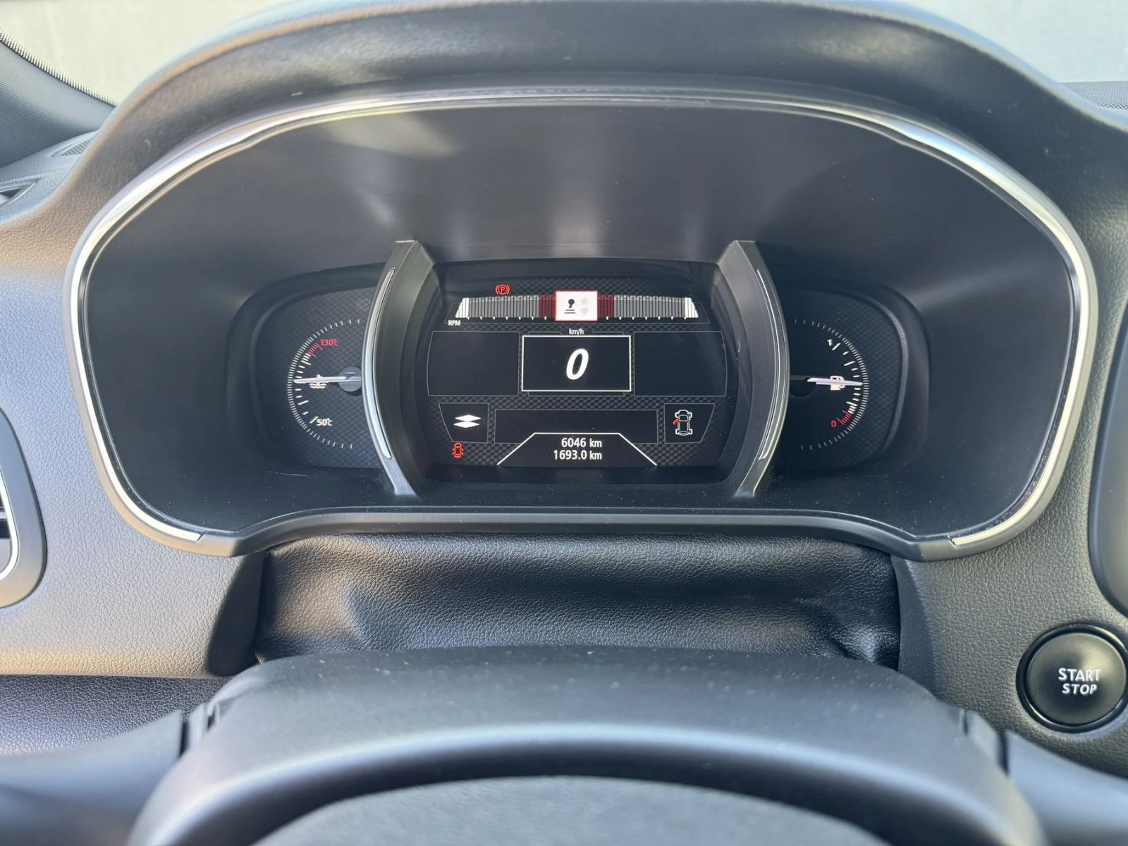 Renault Megane RS TROPHY-R, снимка 13 - Автомобили и джипове - 53810391