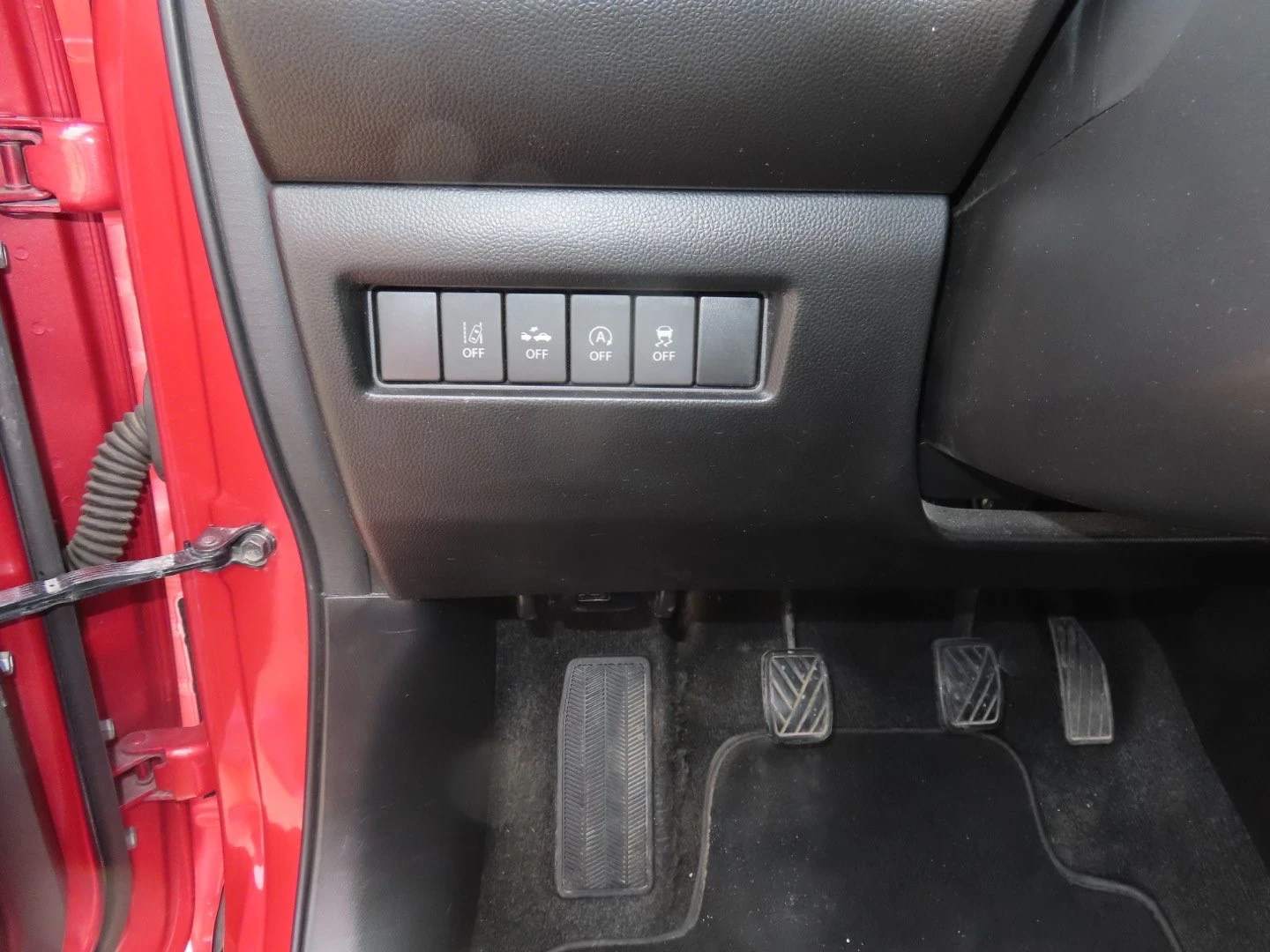 Suzuki Swift 1.2 Първи собственик !ТОП оборудване за модела!, снимка 12 - Автомобили и джипове - 54007395