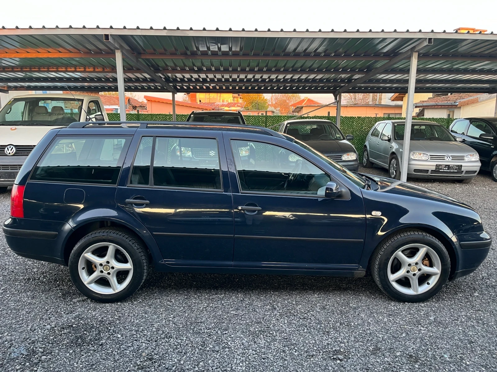 VW Golf 1.9TDI 90hp, снимка 4 - Автомобили и джипове - 54240171