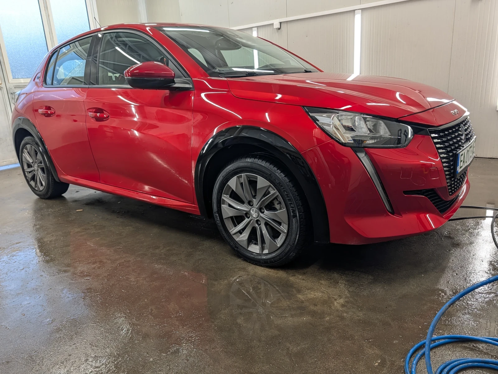 Peugeot 208 e208, снимка 11 - Автомобили и джипове - 54260970