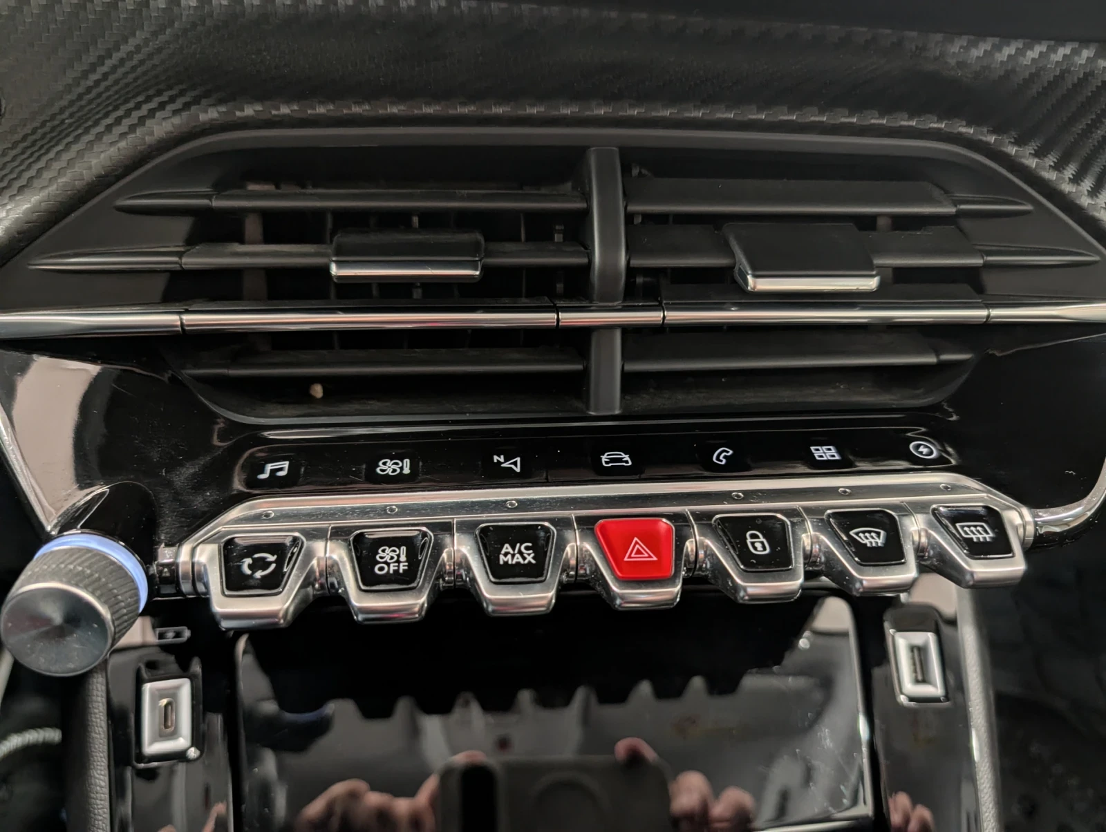 Peugeot 208 e208, снимка 5 - Автомобили и джипове - 54260970