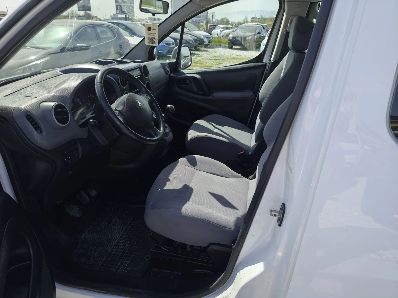 Peugeot Partner 5 места, N1, ДДС, снимка 7 - Автомобили и джипове - 54289849