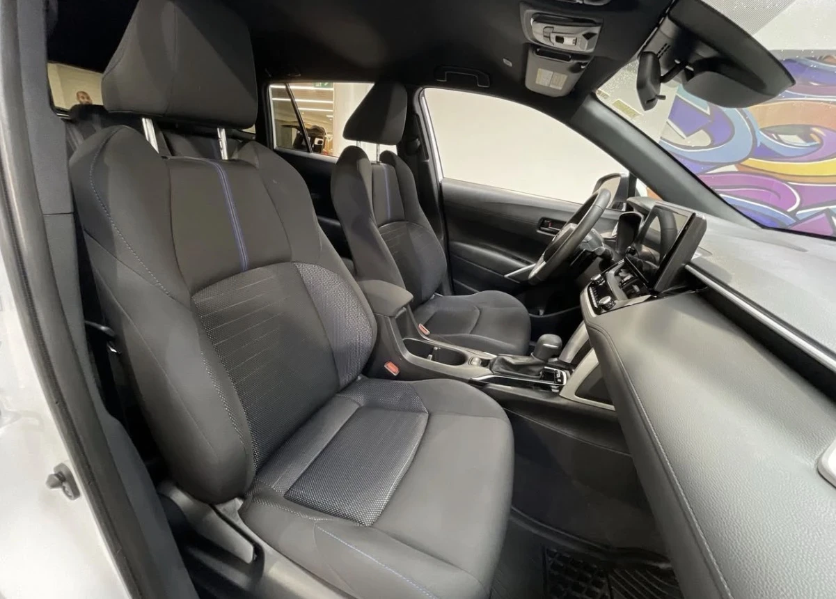 Toyota Corolla Cross HYBRID SE * CARPLAY * ПОДГРЕВ * SAFETY SENSE * , снимка 8 - Автомобили и джипове - 54608876