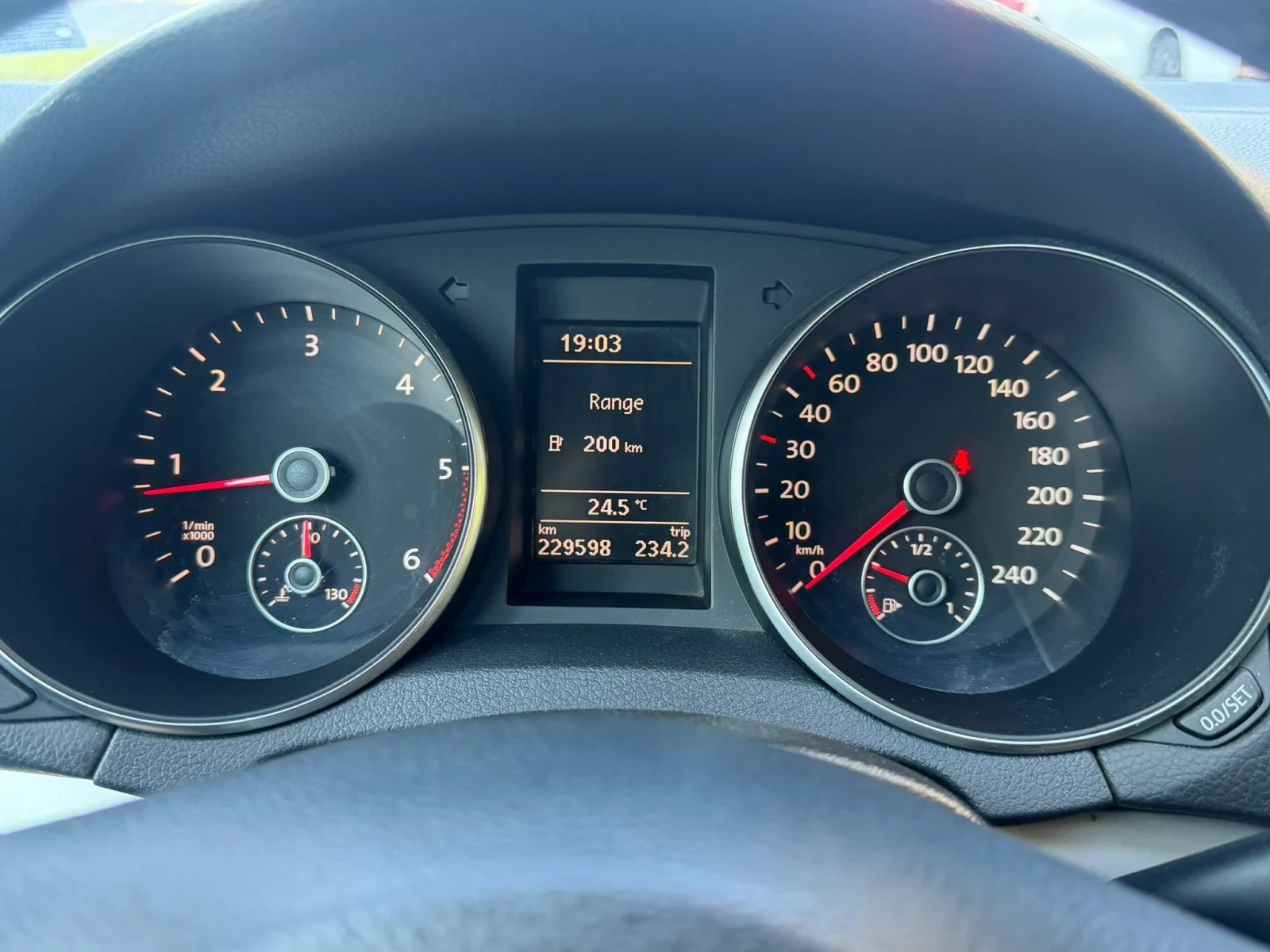VW Golf 1, 6 TDi, снимка 12 - Автомобили и джипове - 55005719