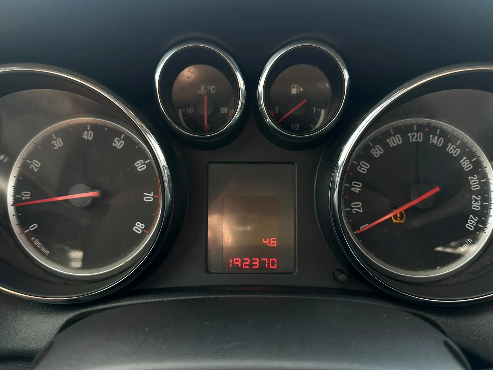 Opel Astra / 1.4I / GAS / EURO 6 /, снимка 14 - Автомобили и джипове - 55218149