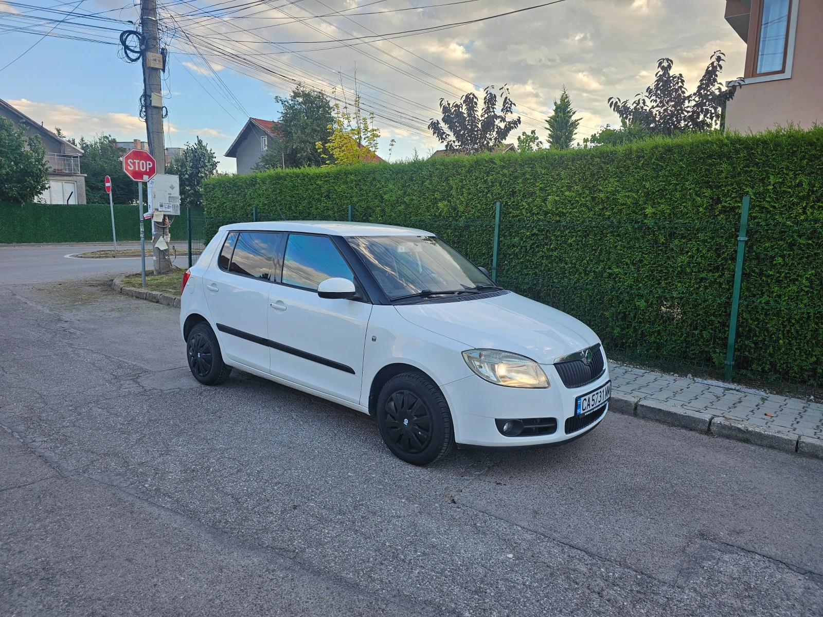 Skoda Fabia Гаражна-клима, снимка 11 - Автомобили и джипове - 55270622
