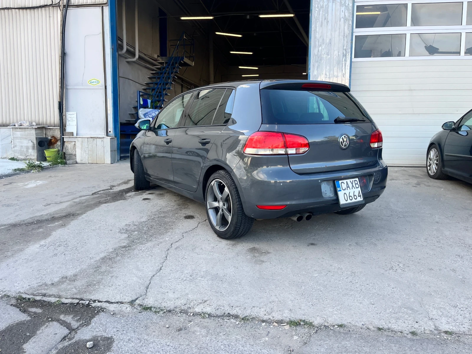 VW Golf 2.0tdi , снимка 3 - Автомобили и джипове - 55276174