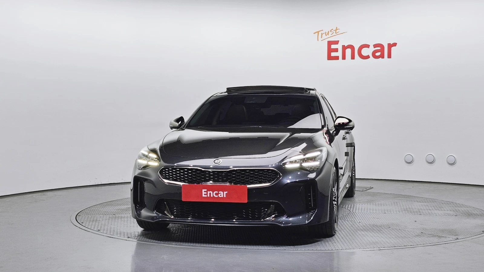 Kia Stinger MASTER 2.5 Turbo* ПОДГРЕВ/ОБДУХВАНЕ* hellascars.bg, снимка 3 - Автомобили и джипове - 55562479