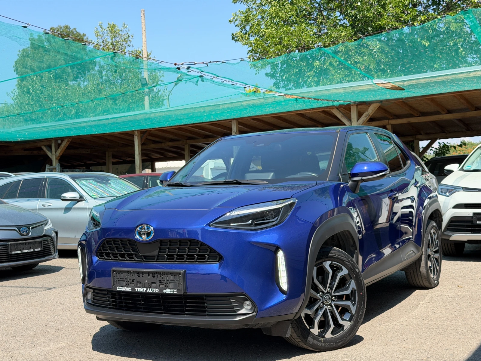 Toyota Yaris Cross 1.5 Hybrid 4х4* С ПЪЛНА СЕРВИЗНА ИСТОРИЯ В TOYOTA 