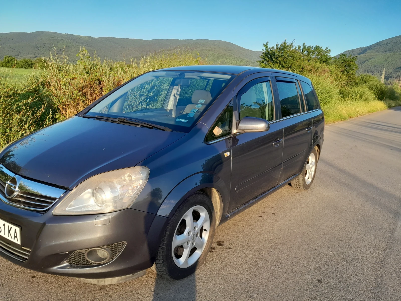 Opel Zafira, снимка 4 - Автомобили и джипове - 55742814