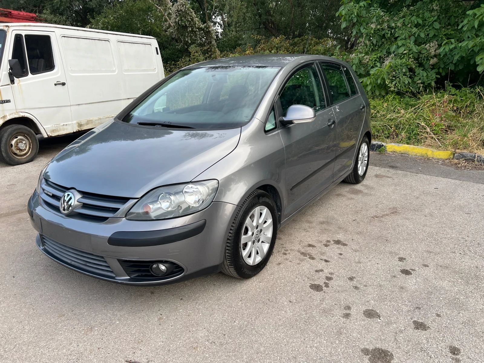 VW Golf Plus 1.9TDI  105к.с.ОБСЛУЖЕН , снимка 3 - Автомобили и джипове - 55866751