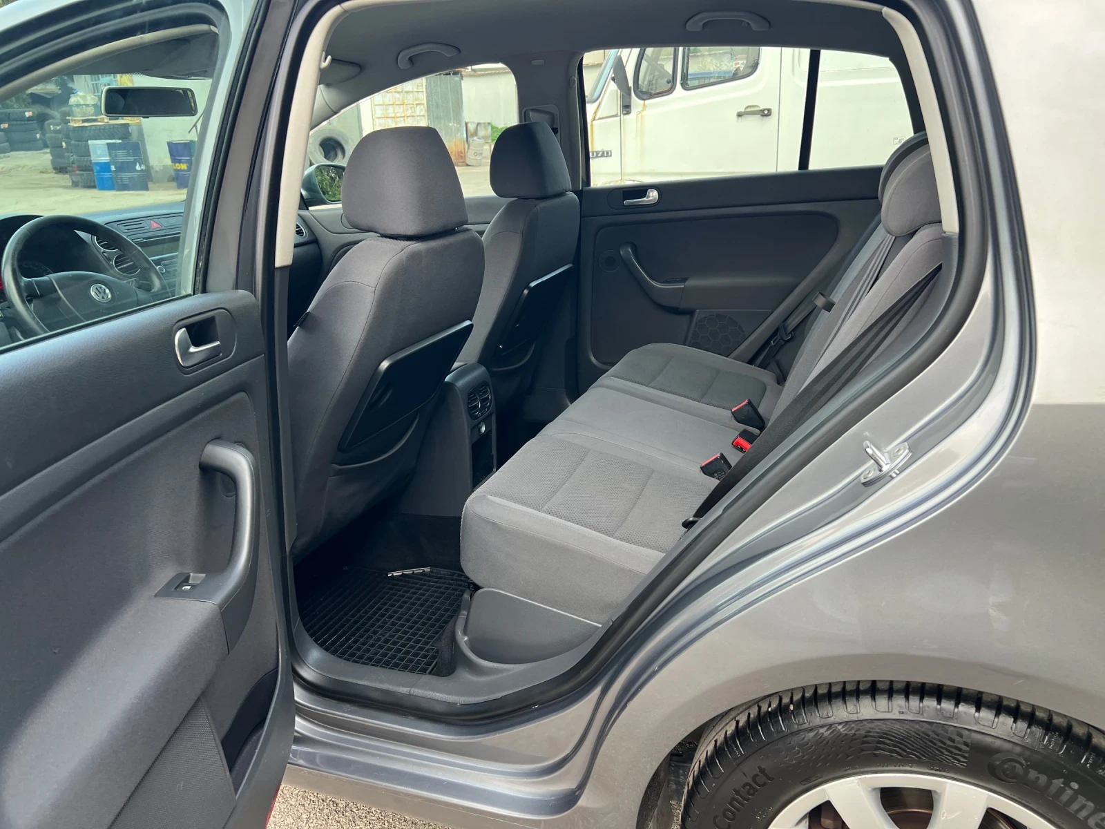 VW Golf Plus 1.9TDI  105к.с.ОБСЛУЖЕН , снимка 7 - Автомобили и джипове - 55866751