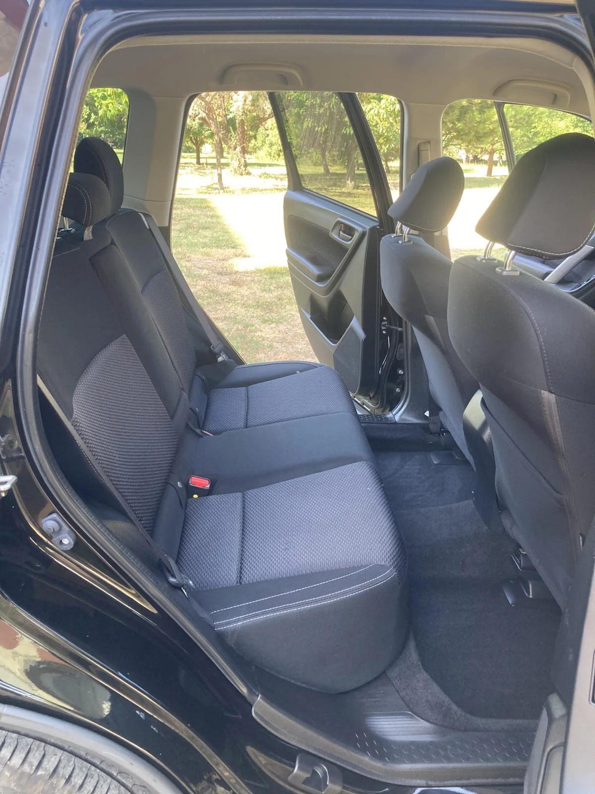Subaru Forester 2.5 Бензин 4х4 Автоматик, снимка 12 - Автомобили и джипове - 55884766
