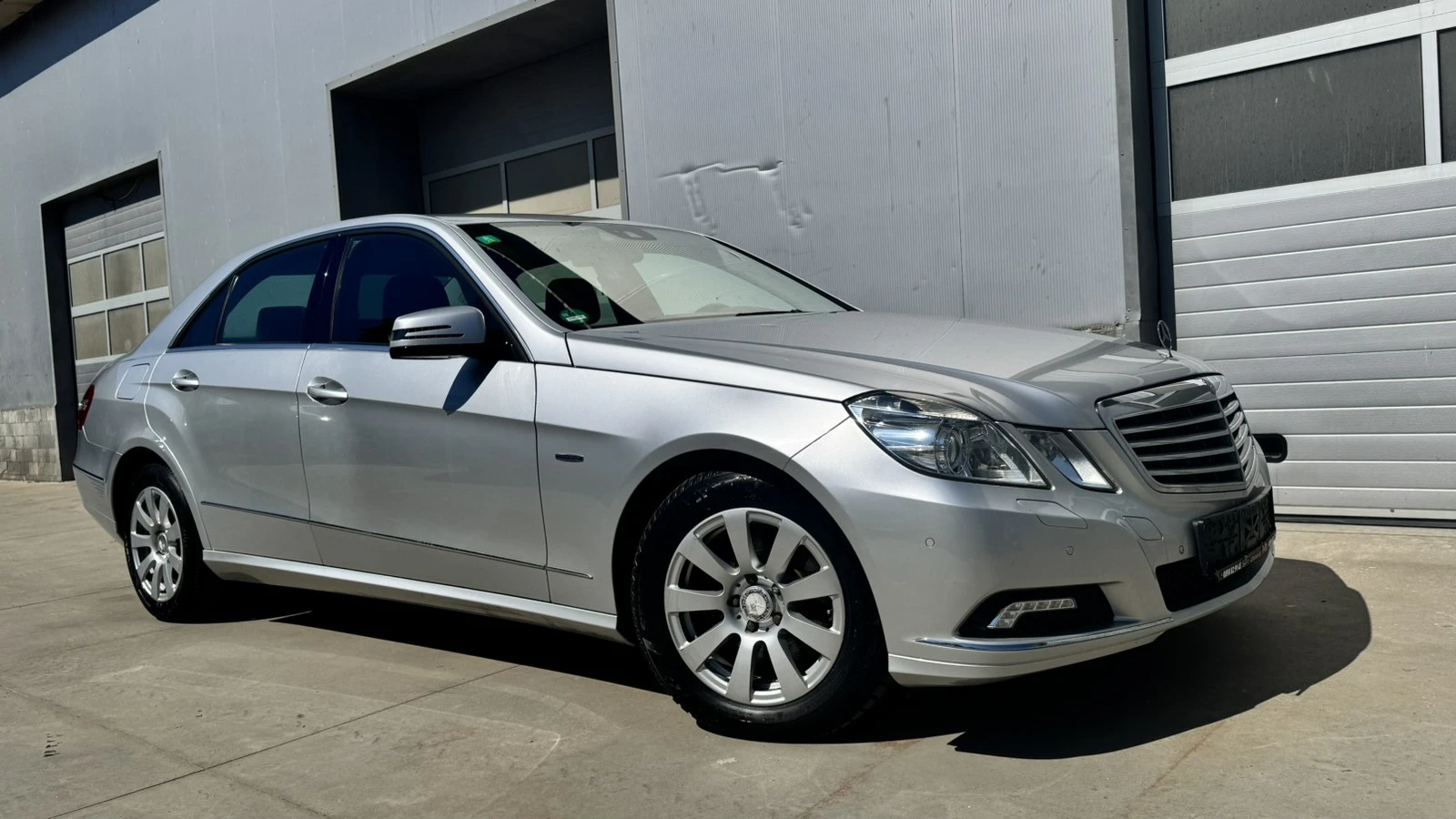 Mercedes-Benz E 350 CDI, снимка 5 - Автомобили и джипове - 56110056