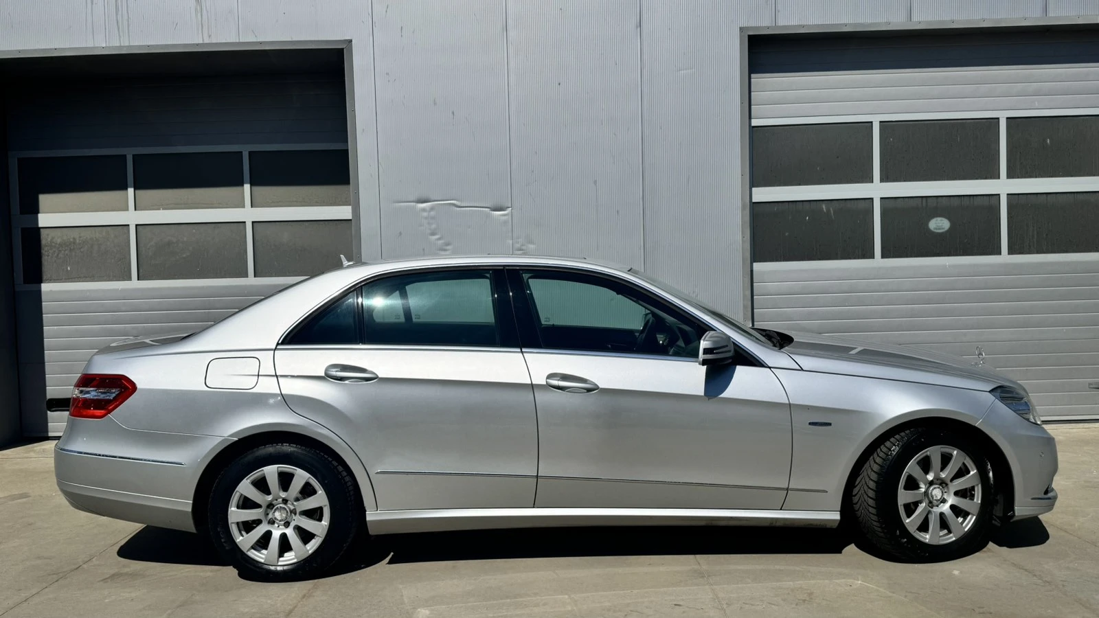 Mercedes-Benz E 350 CDI, снимка 6 - Автомобили и джипове - 56110056