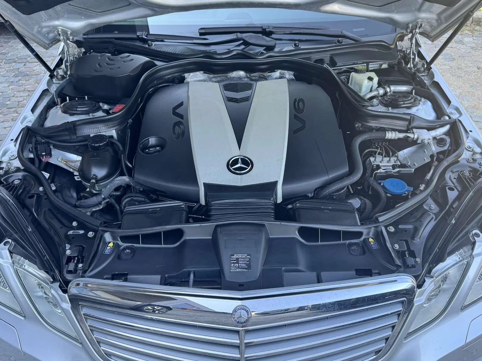 Mercedes-Benz E 350 CDI, снимка 14 - Автомобили и джипове - 56110056