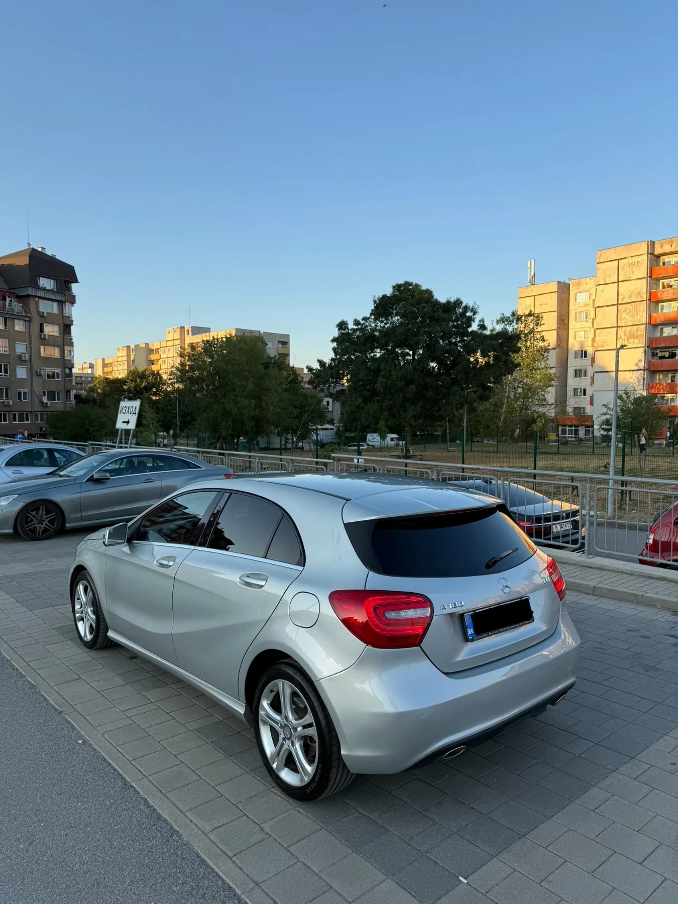 Mercedes-Benz A 180, снимка 7 - Автомобили и джипове - 56159909