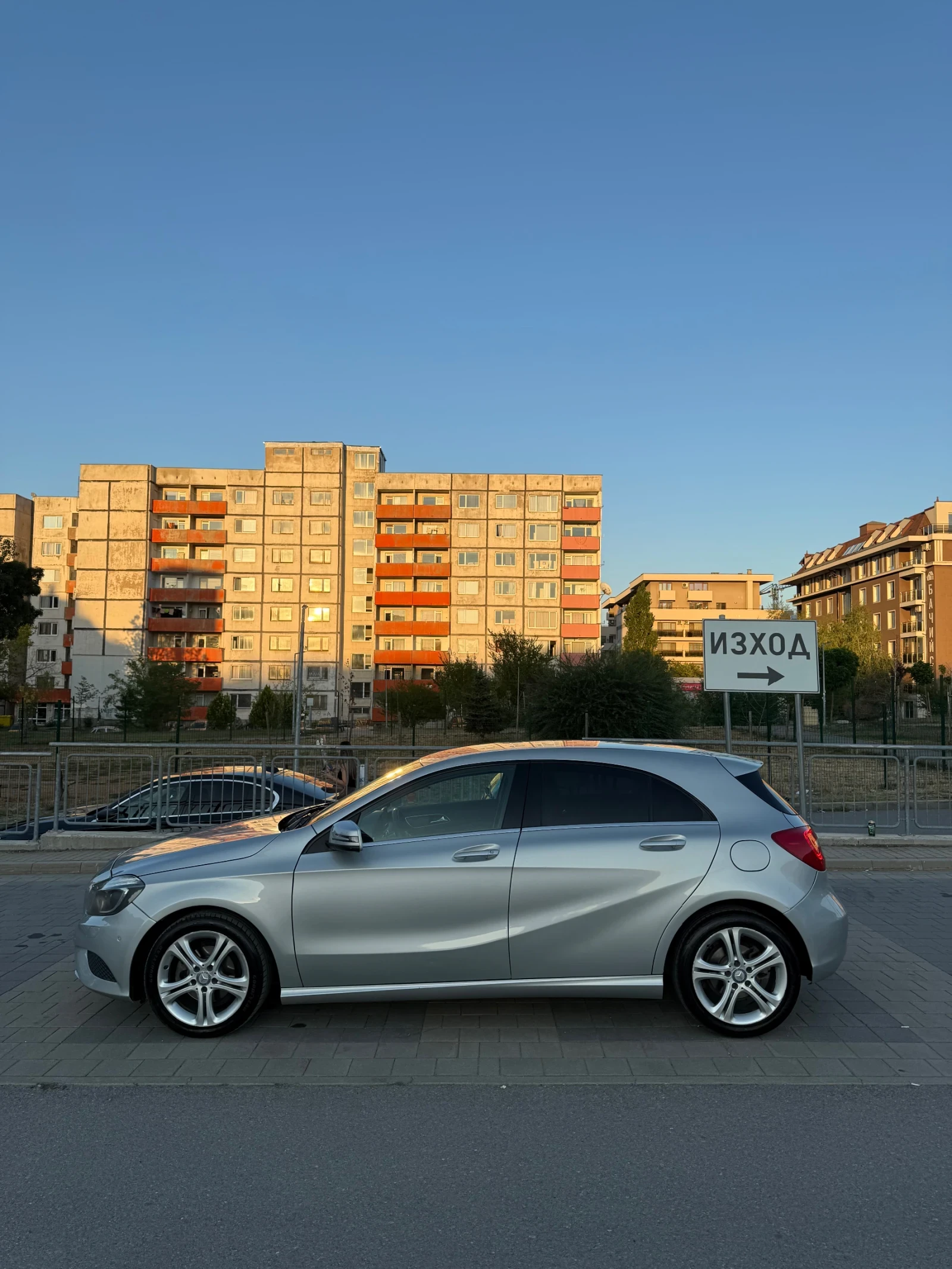 Mercedes-Benz A 180, снимка 8 - Автомобили и джипове - 56159909