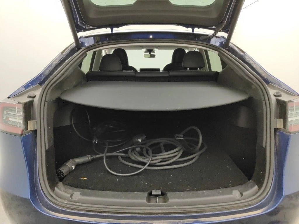 Tesla Model Y 72.5 kWh Dual Motor Long Range 93.2% SoH, снимка 5 - Автомобили и джипове - 56220336