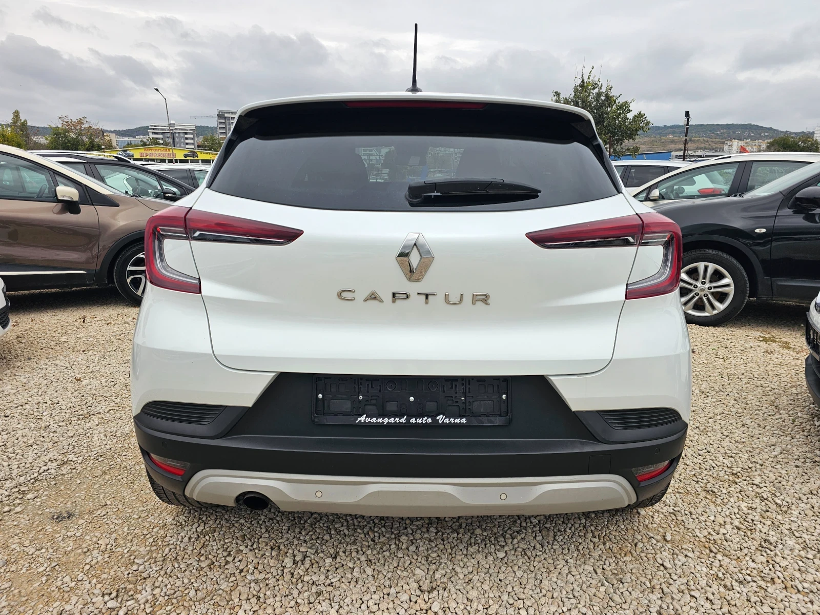 Renault Captur 1.5dCi, 95к.с., снимка 5 - Автомобили и джипове - 56516732