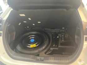 Toyota C-HR 1.8 HEV CLUB Bi-tone, снимка 10