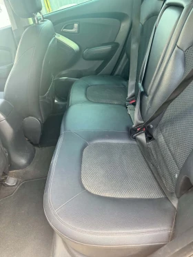 Hyundai IX35 2.0 CRDI PREMIUM PACK, снимка 11