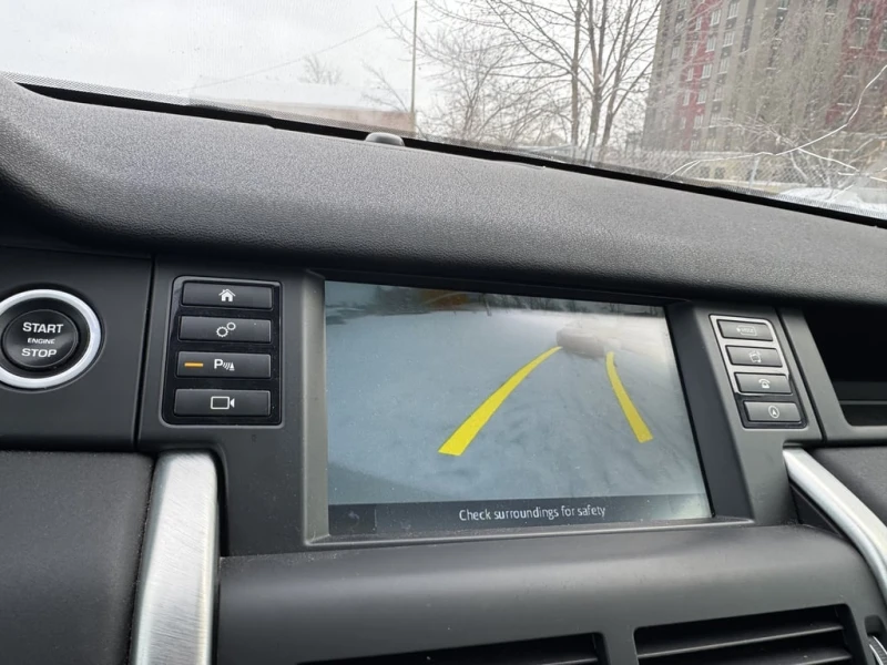 Land Rover Discovery Sport * SE * CARFAX * БЕЗ ПЪРВОНАЧАЛНА ВНОСКА, снимка 11 - Автомобили и джипове - 53164890