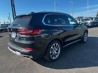 BMW X5 xDrive40i X Line | Panorama | HUD | Soft Close, снимка 4 - Автомобили и джипове - 56120189