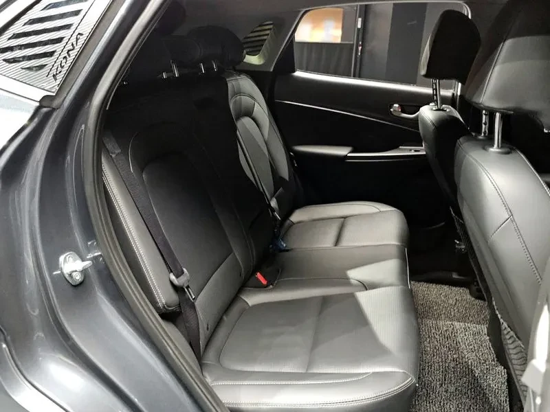 Hyundai Kona 1.6 - САМО 30% АВАНС, снимка 11 - Автомобили и джипове - 56305248