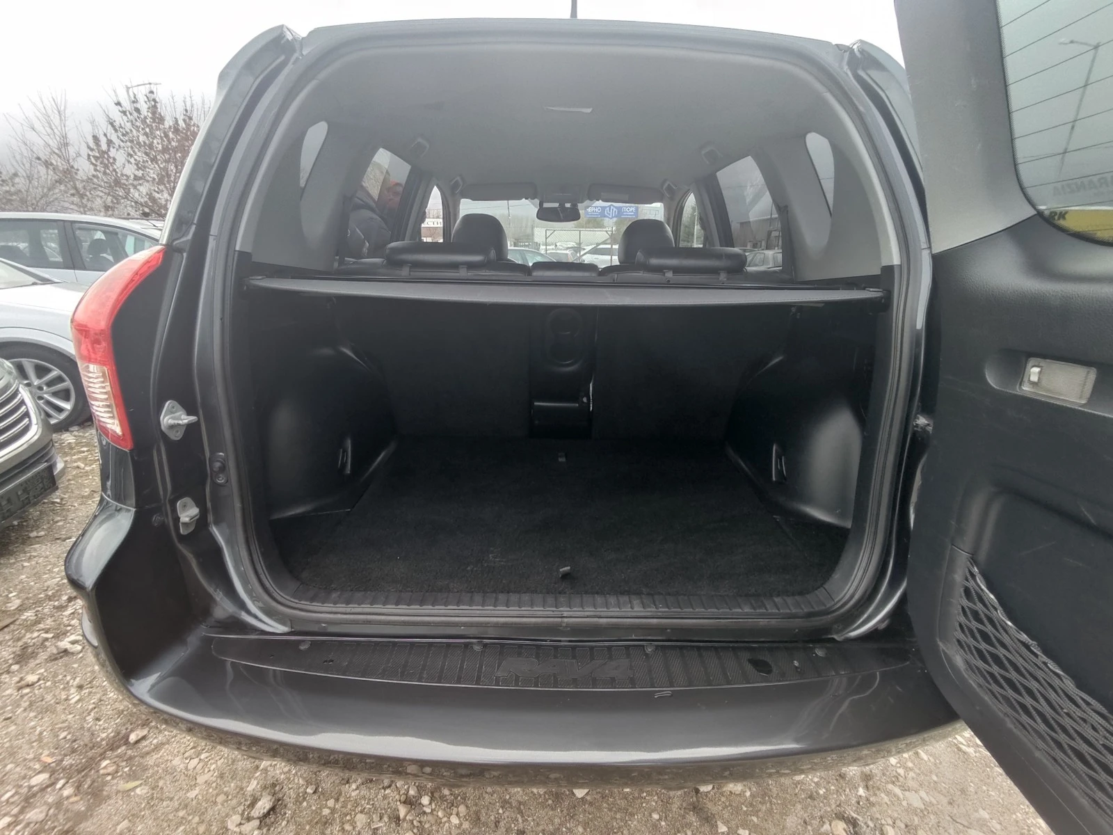 Toyota Rav4 CROSSOVER 4x4 | Mobile.bg — изображение 11