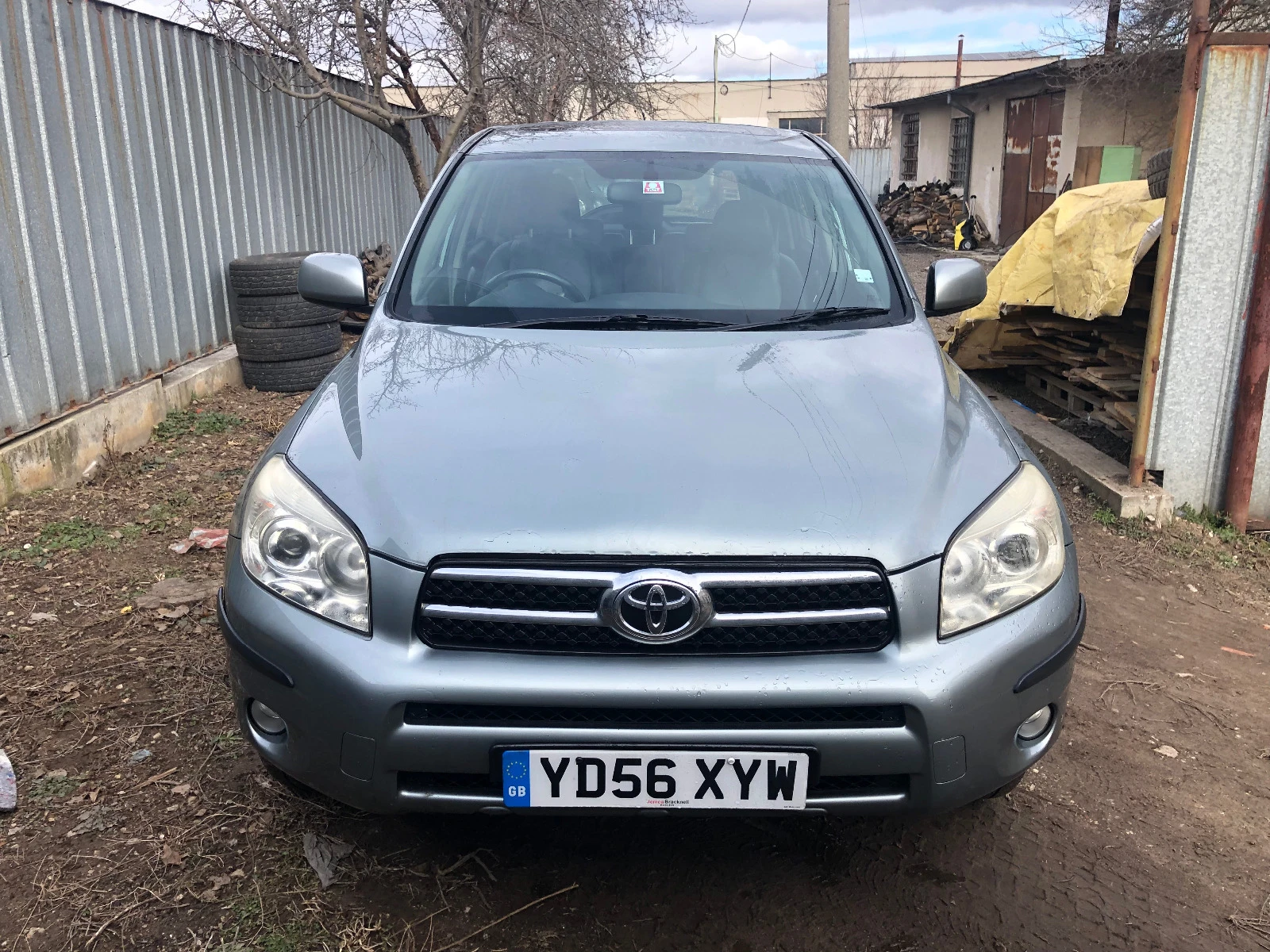 Toyota Rav4 2.2 D-4d 136к.с Кожен Салон НА ЧАСТИ - изображение 2