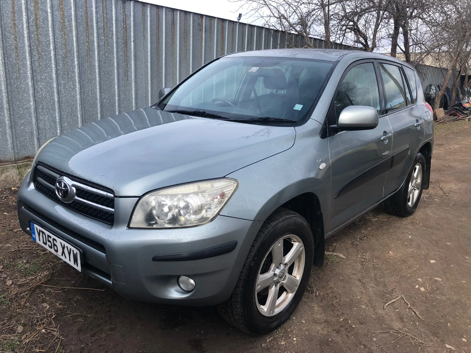 Toyota Rav4 2.2 D-4d 136к.с Кожен Салон НА ЧАСТИ - [1] 