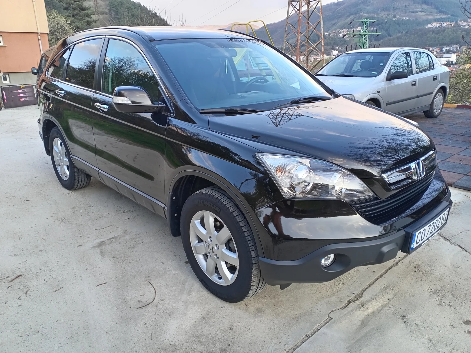 Honda Cr-v Нов внос, регистрирана, всичко платено - изображение 2