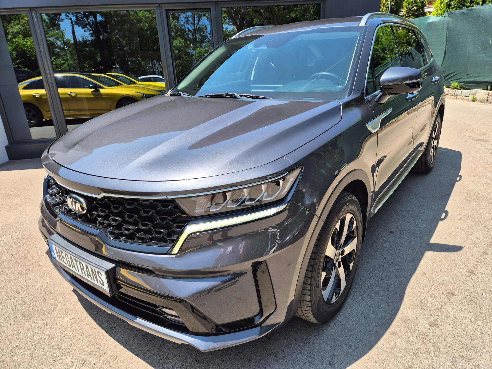 Kia Sorento 2.2 CRDI 4X4 6+ 1 - изображение 2