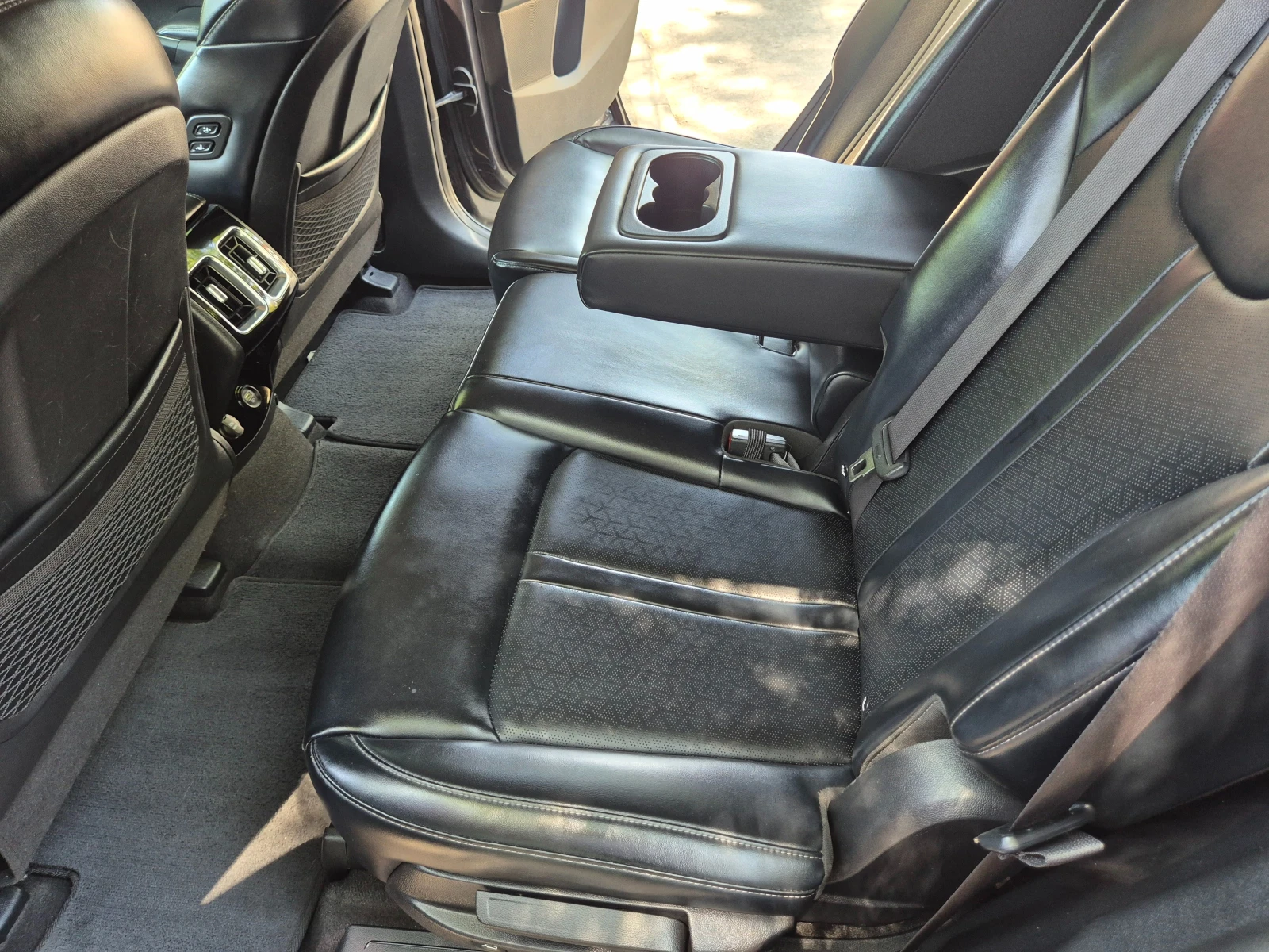 Kia Sorento 2.2 CRDI 4X4 6+ 1 - изображение 6