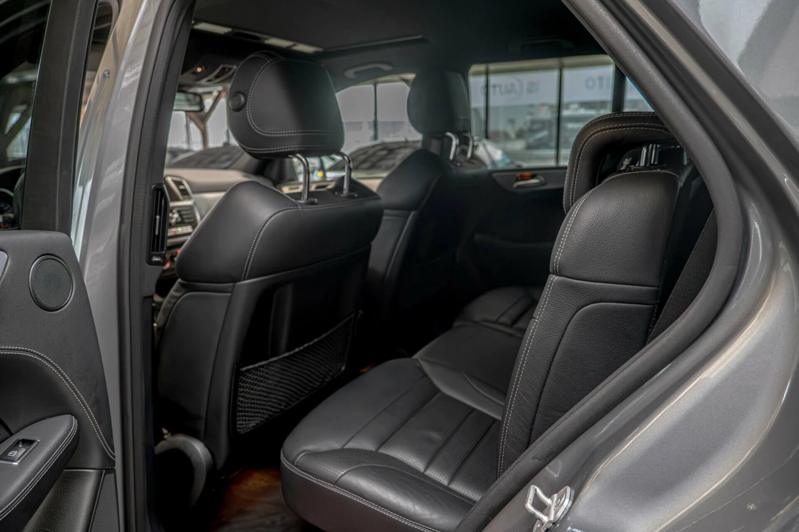 Mercedes-Benz ML 63 AMG 4Matic/Blind Assist/Lane Assist/Ambient/Камера 360 - изображение 9