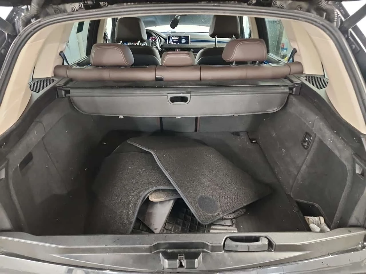 BMW X5 * XDRIVE 35I * CARFAX * HARMAN KARDON * HEAD UP * , снимка 14 - Автомобили и джипове - 53941104