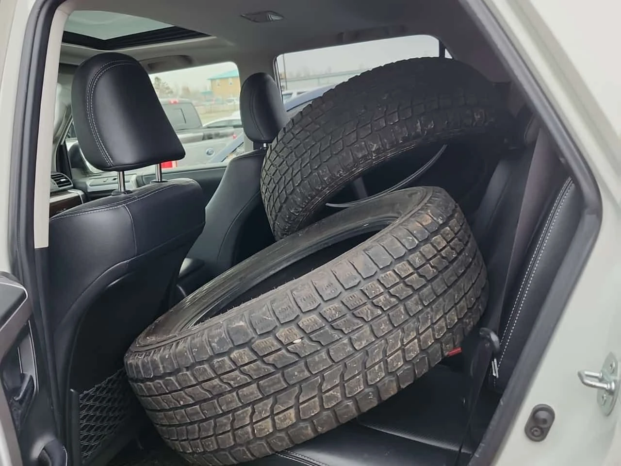 Toyota 4runner 4.0L| PANORAMA| ДВА ЧИФТА ГУМИ| , снимка 11 - Автомобили и джипове - 54108079