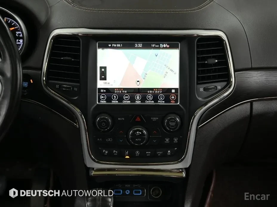 Jeep Grand cherokee 3.0 Diesel SUMMIT, снимка 13 - Автомобили и джипове - 54493908
