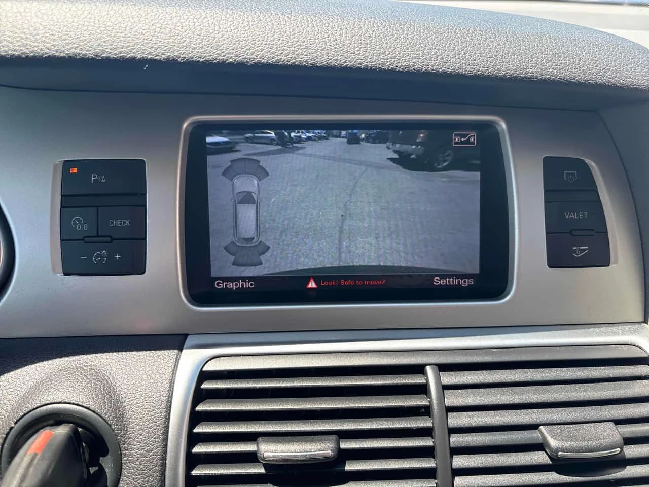 Audi Q7 * 3.0L TDI Premium * CARFAX * ЦЕНА ДО БГ, снимка 9 - Автомобили и джипове - 54854847