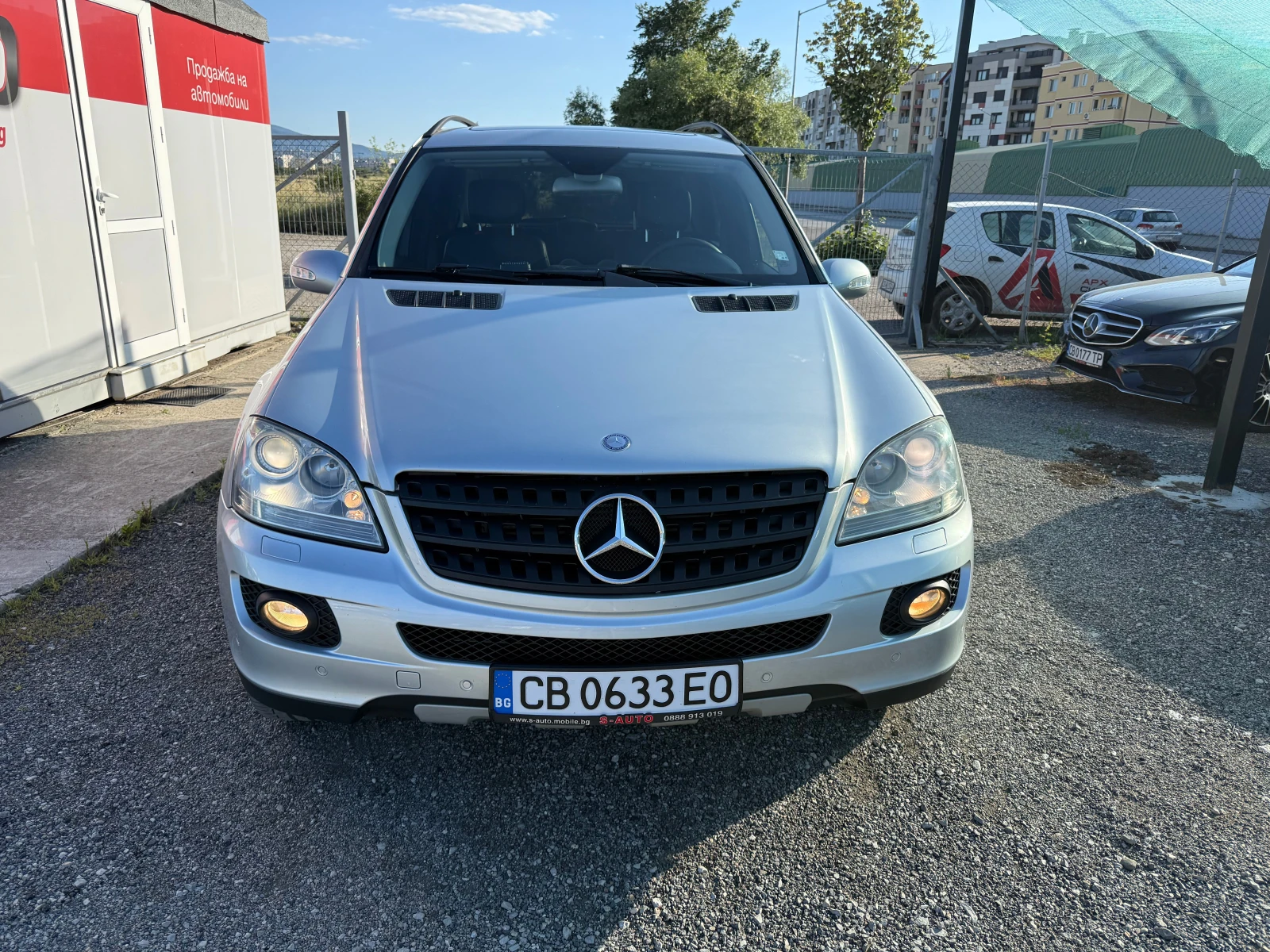 Mercedes-Benz ML 320 CDI ОБСЛУЖЕН* ПРУЖИНИ* ПОДГРЕВ* КОЖА* NAVI* XENON*, снимка 2 - Автомобили и джипове - 55266170