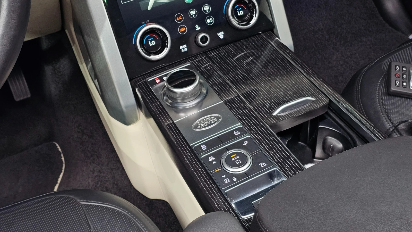 Land Rover Range rover, снимка 12 - Автомобили и джипове - 55538782