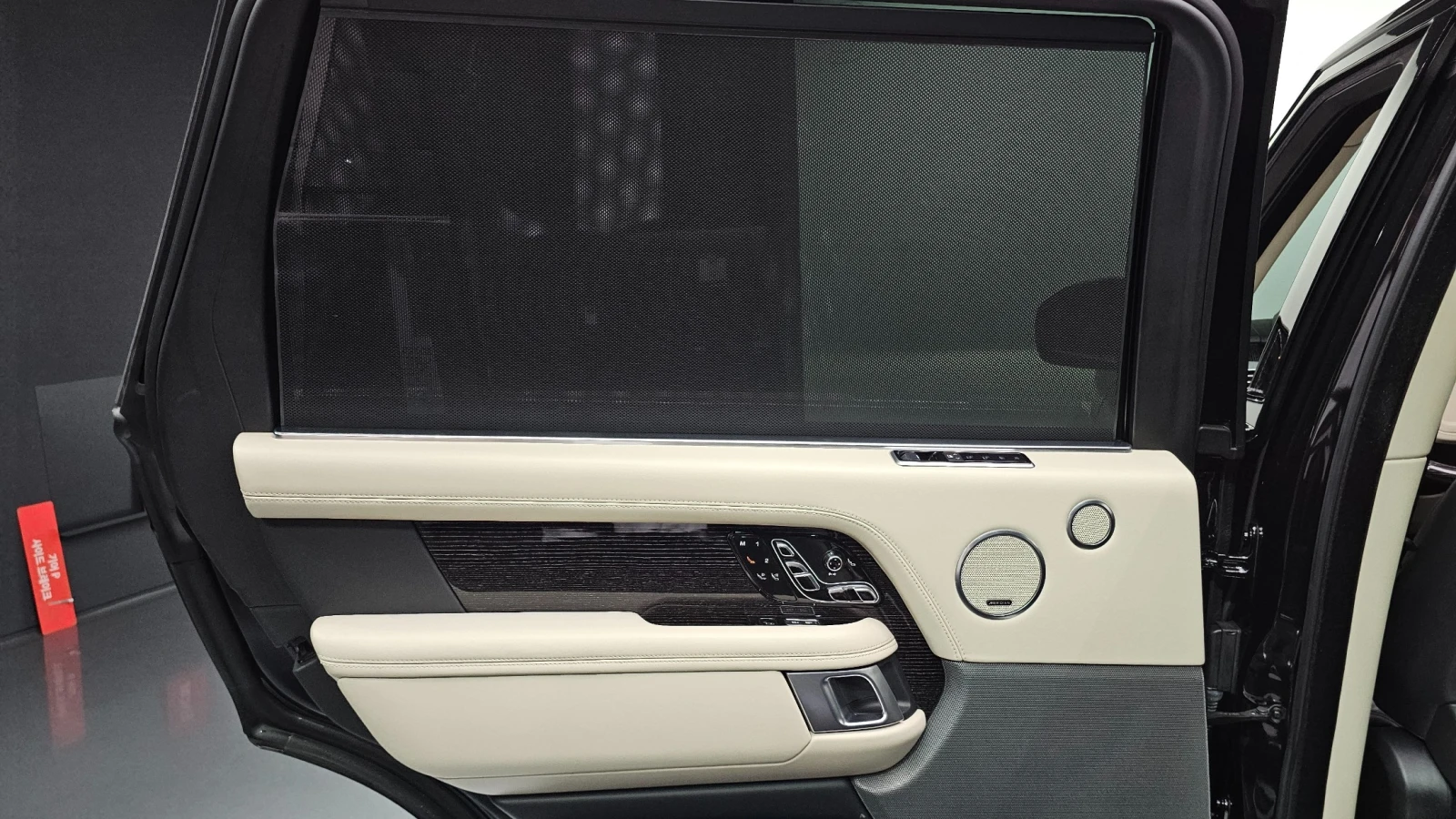 Land Rover Range rover, снимка 14 - Автомобили и джипове - 55538782