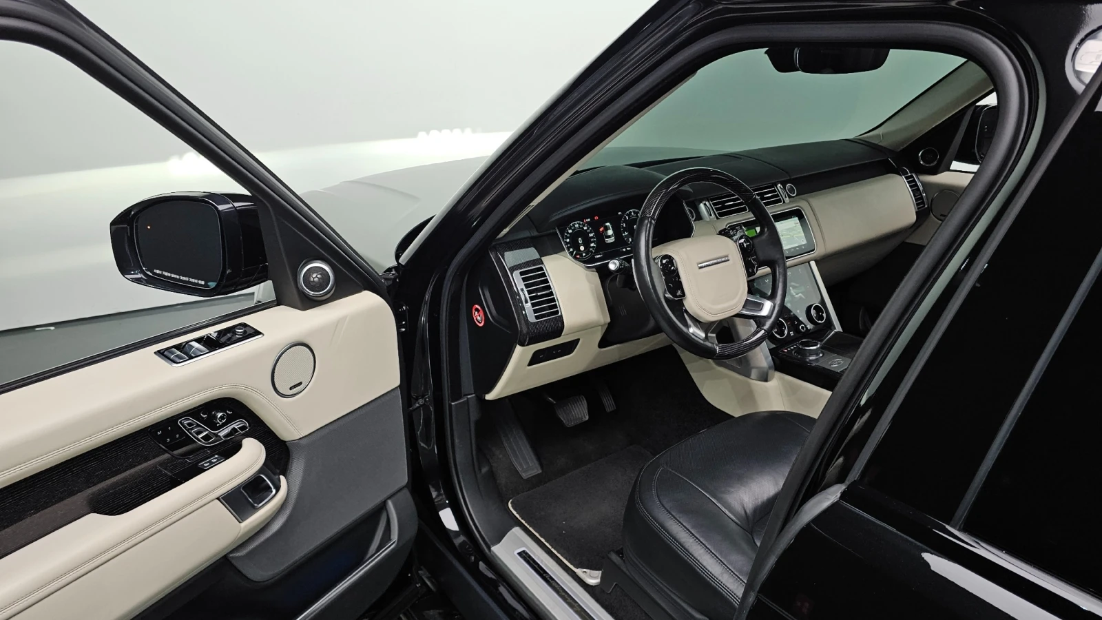Land Rover Range rover, снимка 15 - Автомобили и джипове - 55538782