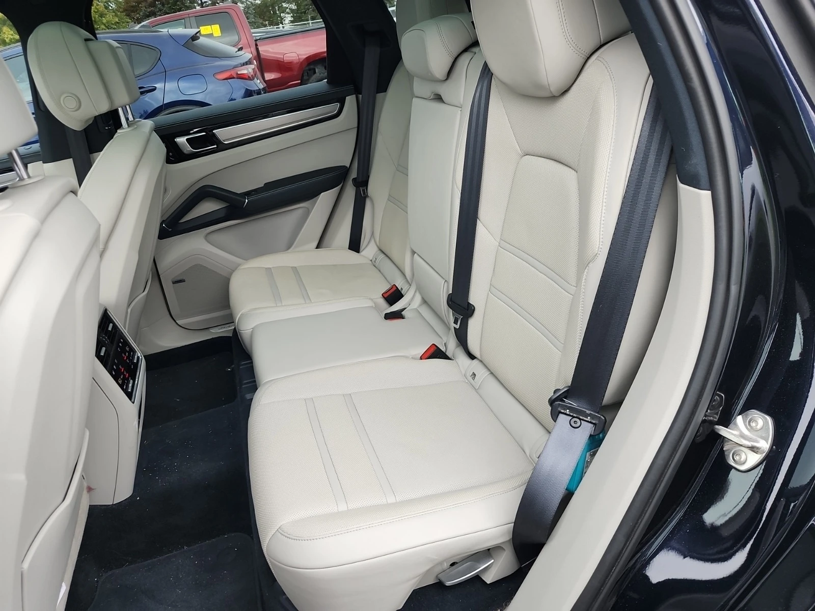 Porsche Cayenne S * CARFAX * AWD, снимка 8 - Автомобили и джипове - 56325193