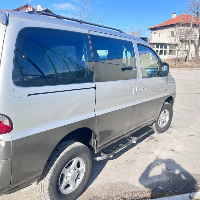 Hyundai H1, снимка 4 - Бусове и автобуси - 48797535