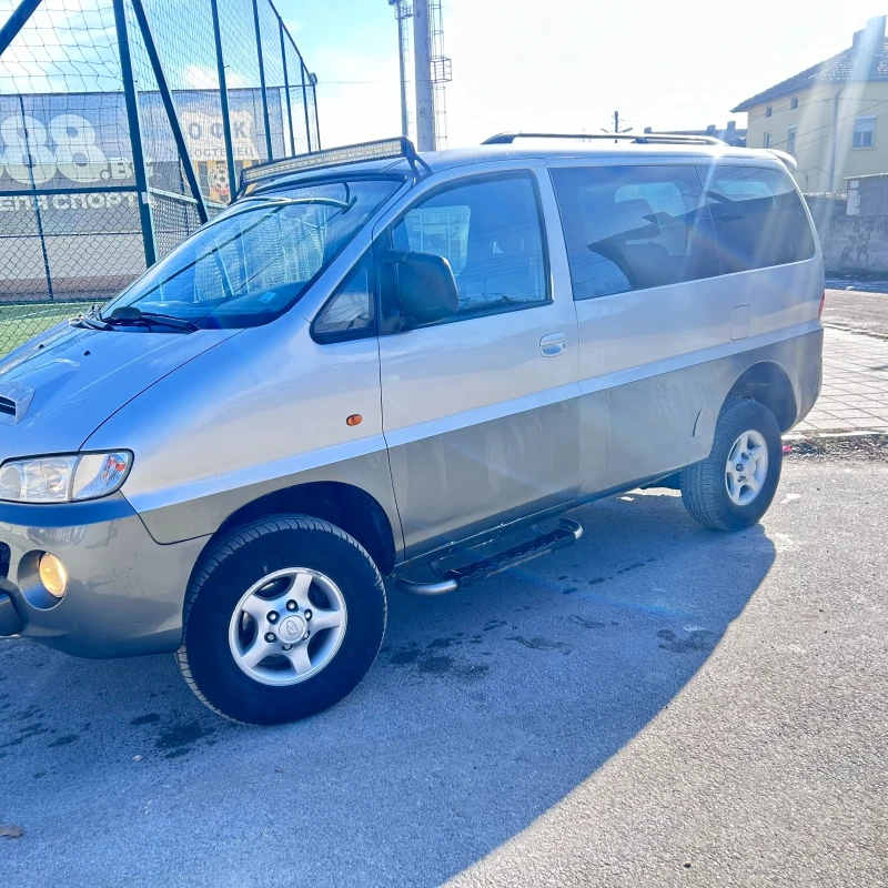 Hyundai H1, снимка 1 - Бусове и автобуси - 48797535