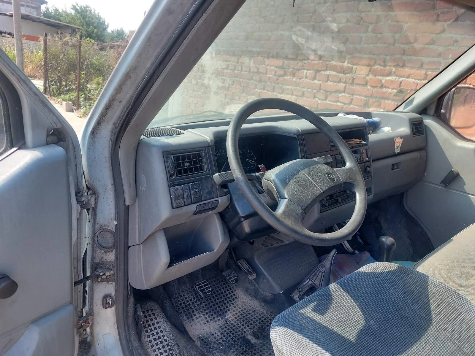 VW Transporter 2.4D - изображение 7
